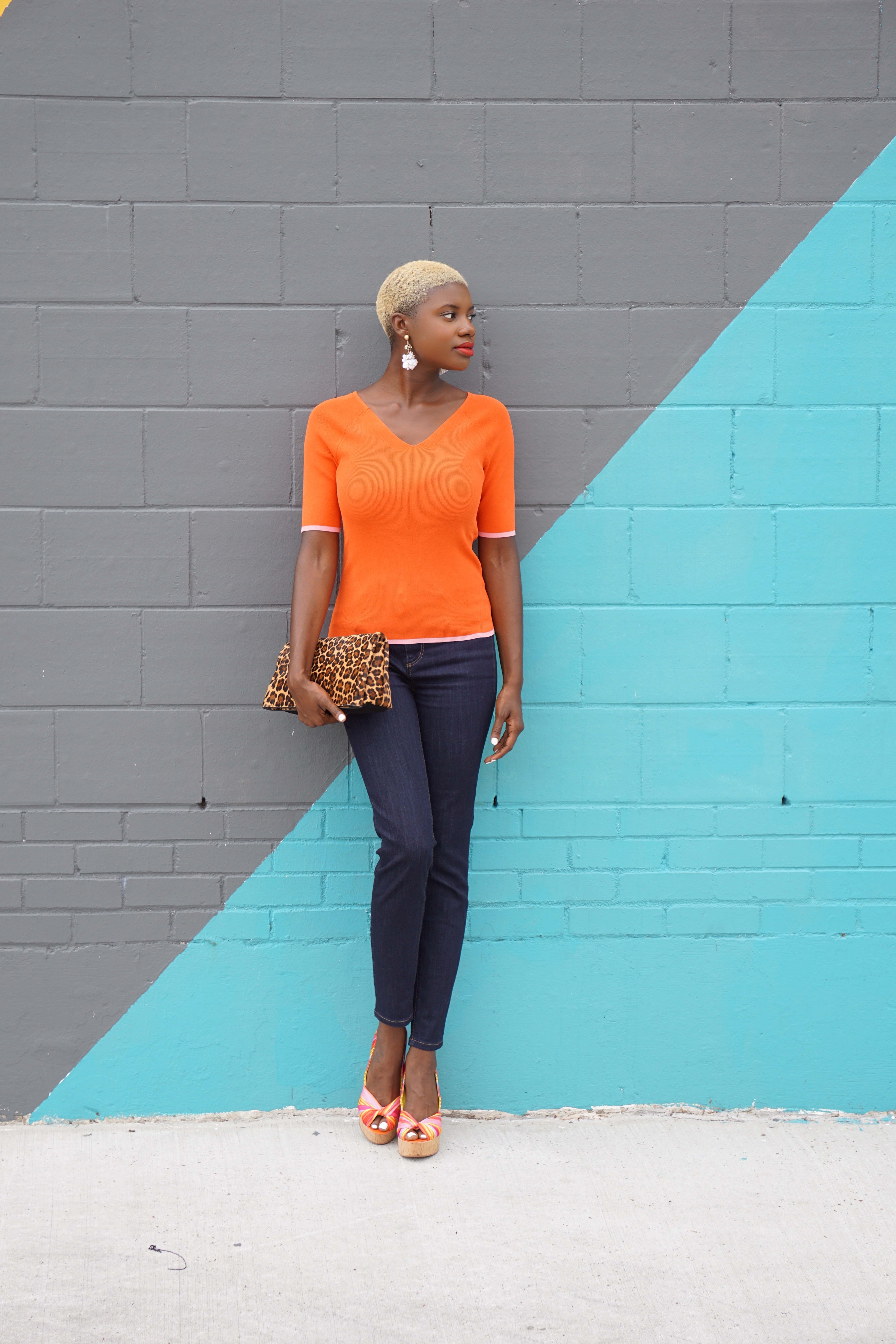 Ann Taylor, Short blonde hair, ootd, colorful bloggers, pop of color