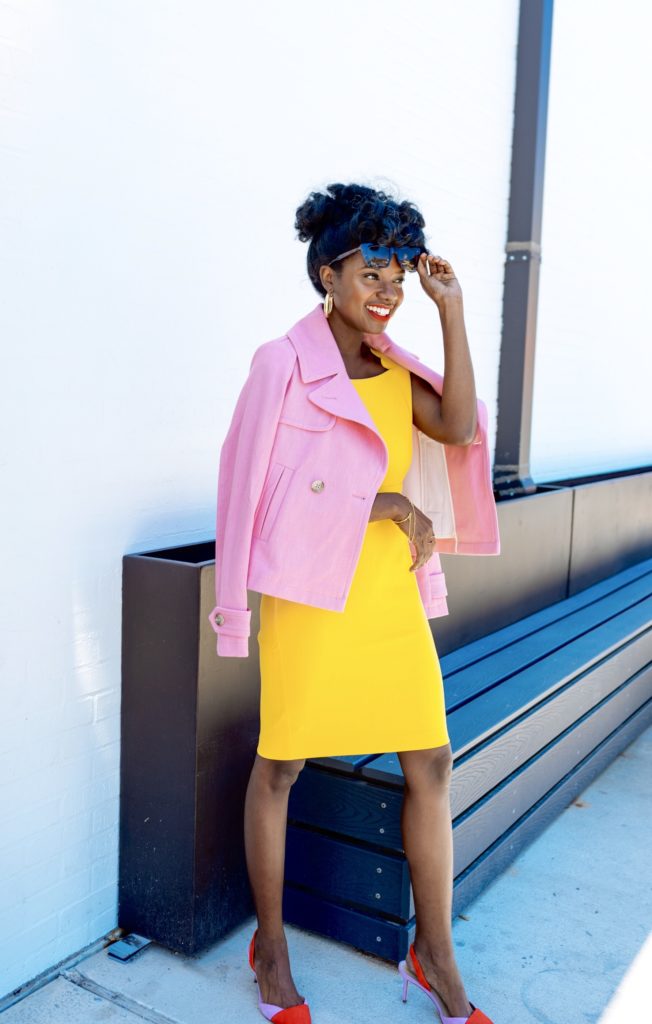 How to style a short trench coat for spring- Quick and easy fashion tips