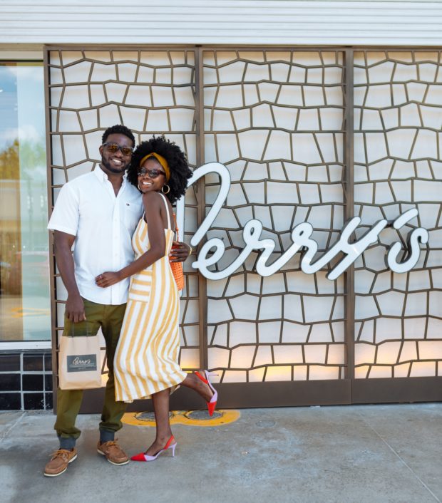 Father's Day Gift ideas, black couple photo ideas, couples photo ideas, Authentically B, Brandy Gueary, Perry's Steakhouse